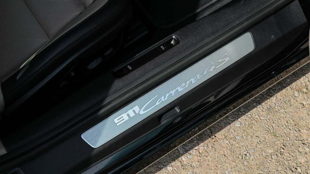 Porsche 911 Gts T-hybrid Pdk Black #26