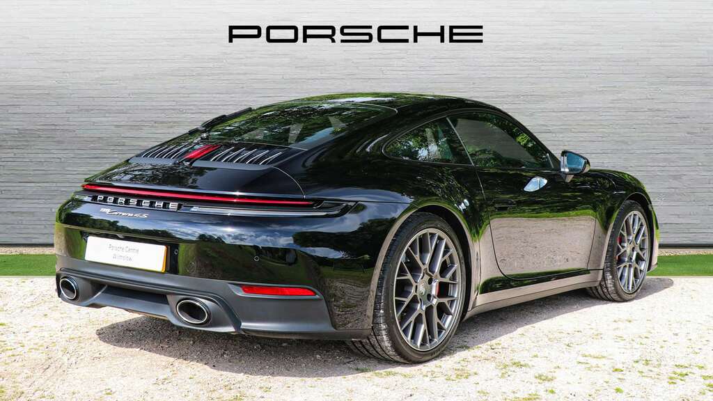 Porsche 911 Carrera 4S S-a 2025 Black #2
