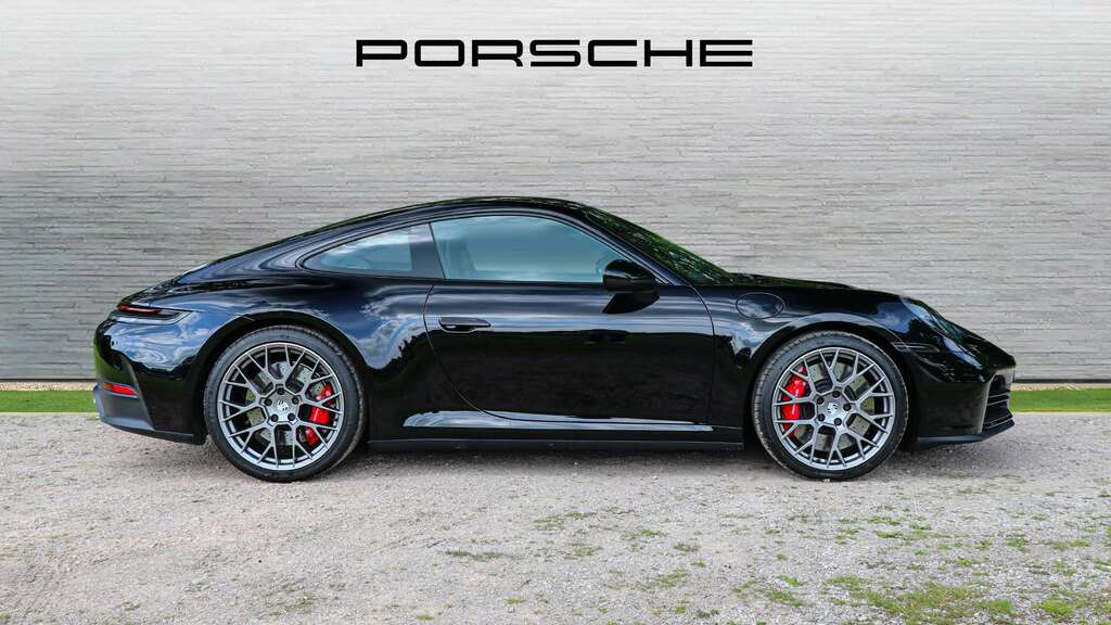Porsche 911 Carrera 4S S-a 2025 Black #6