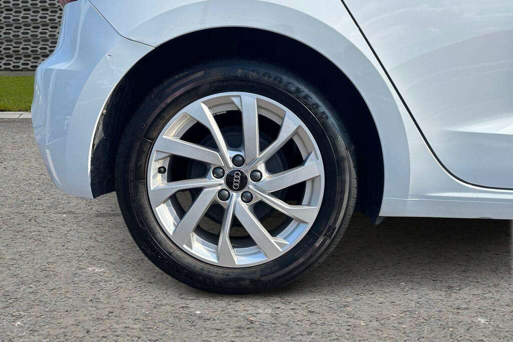 Audi A1 30 Tfsi 110 Black Edition S Tronic 2023 Grey #9
