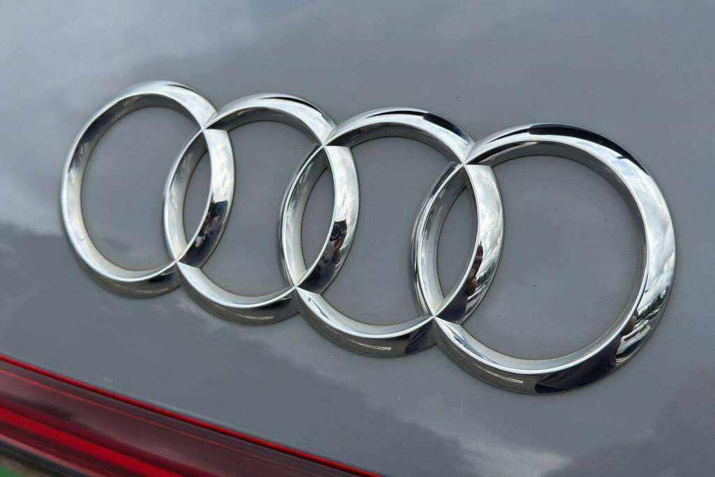 Audi Q4 E Tron 35 Sport Suv 55Kwh 170 Ps Black #35