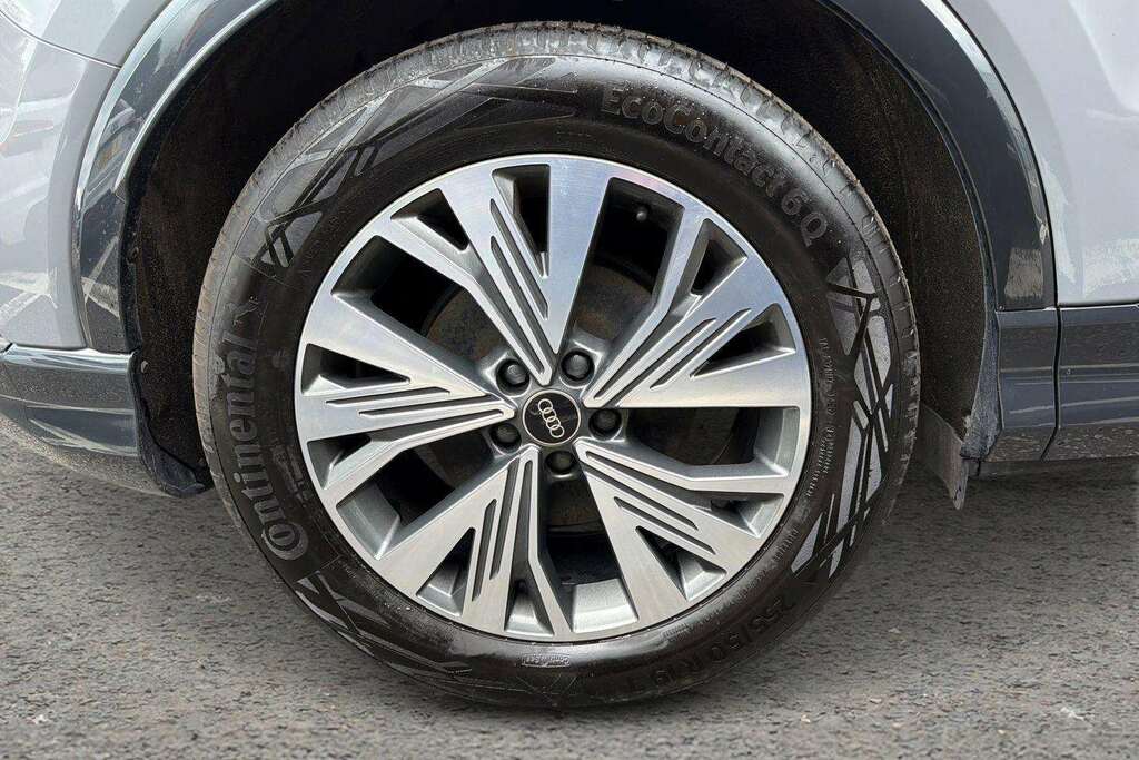 Audi Q4 E Tron 35 Sport Suv 55Kwh 170 Ps Black #9