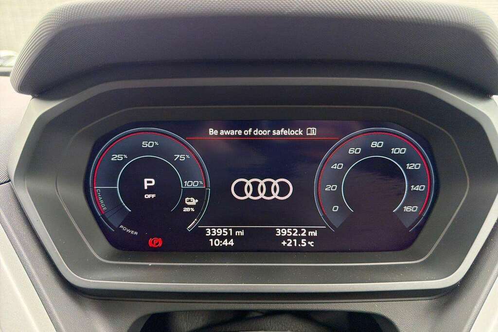 Audi Q4 E Tron 35 Sport Suv 55Kwh 170 Ps Black #17
