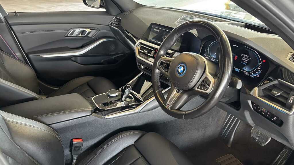 BMW 3 Series 330E M Sport Touring Blue #5