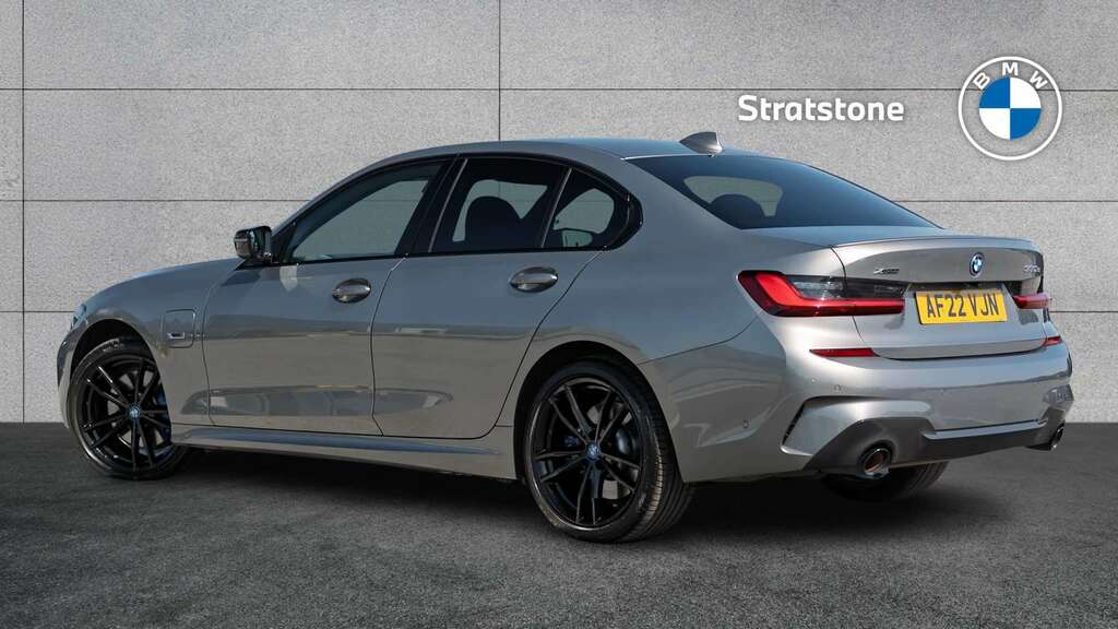 BMW 3 Series 330E M Sport Touring Blue #2