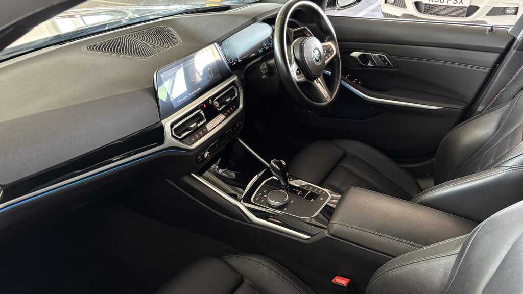 BMW 3 Series 330E M Sport Touring Blue #6