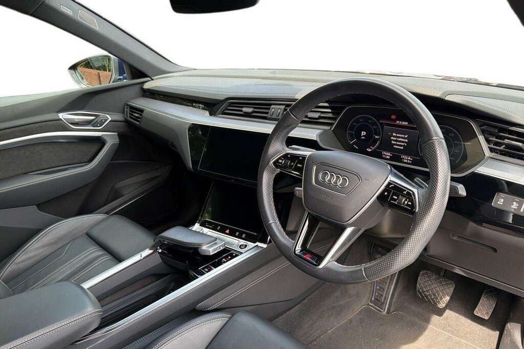Audi E-tron 300Kw 55 Quattro 95Kwh S Line 2021 Blue #6