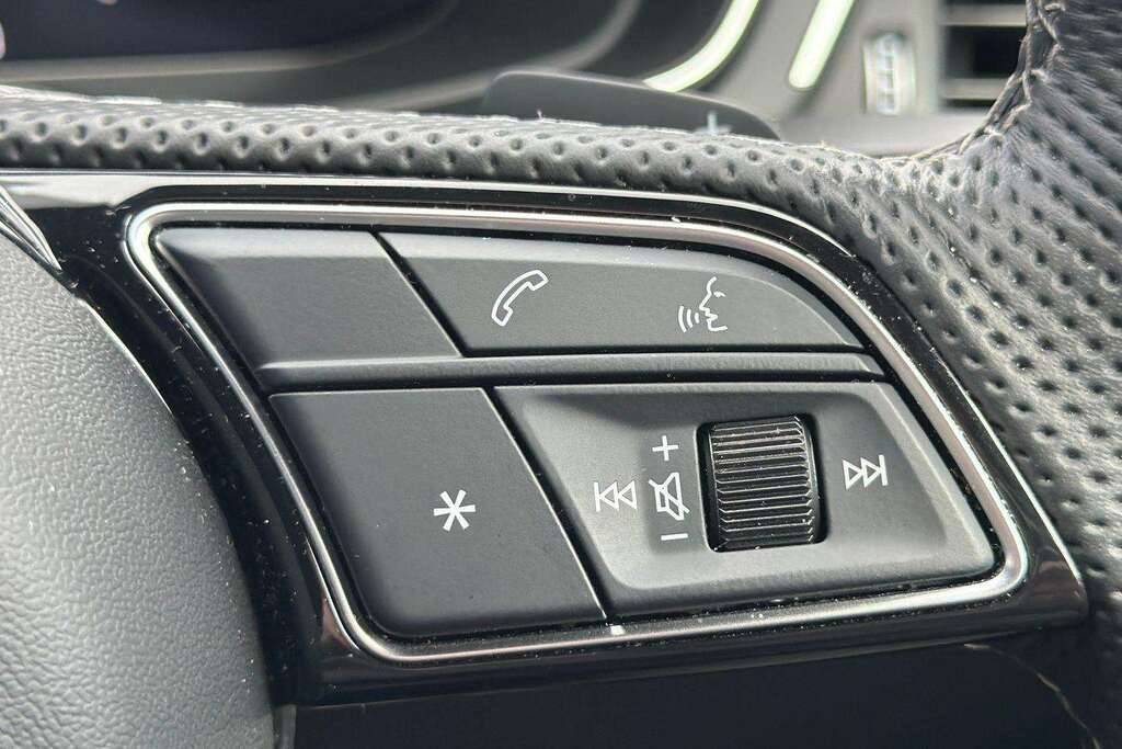 Audi A5 2.0 Tfsi 35 Black Edition Sportback S T Black #16