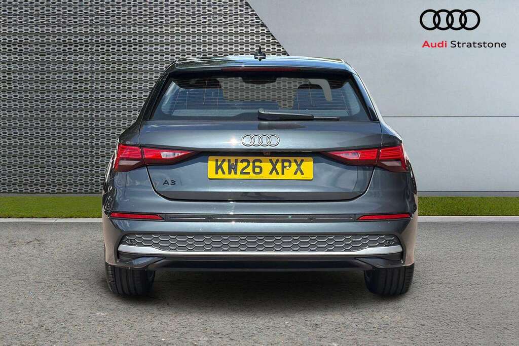 Audi A3 1.5 Tfsi 116 Sport S Tronic 2026 Grey #6