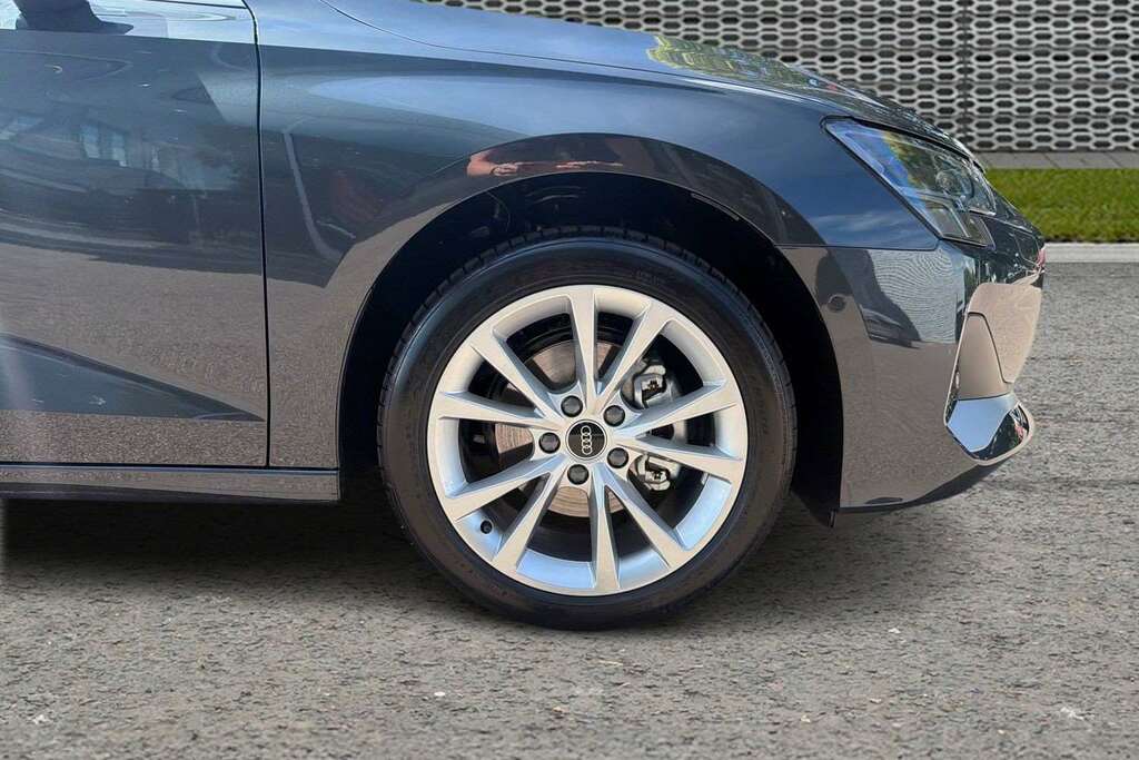Audi A3 1.5 Tfsi 116 Sport S Tronic 2026 Grey #4
