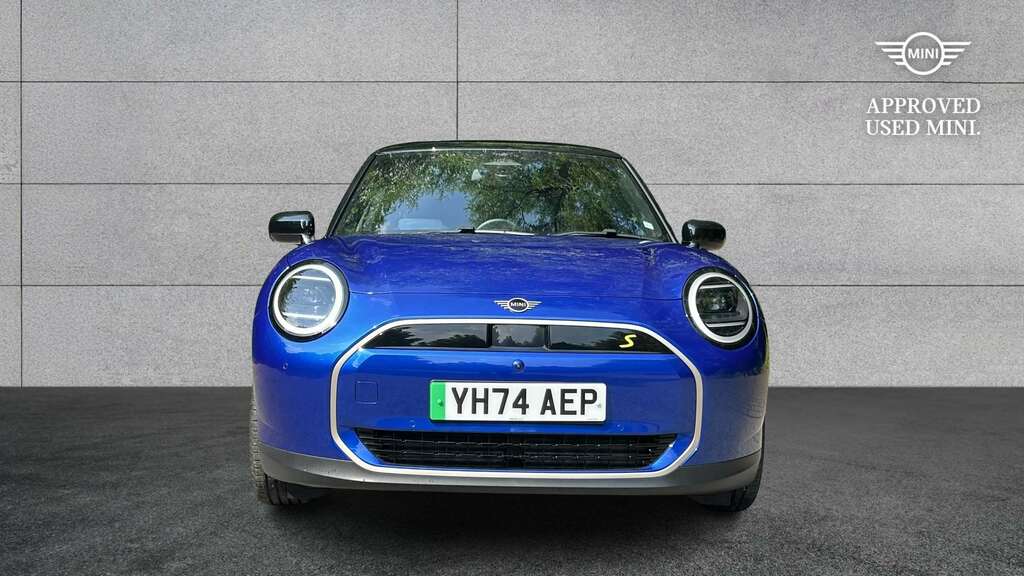 Mini Hatch 160Kw Se Exclusive 54Kwh 2024 Black