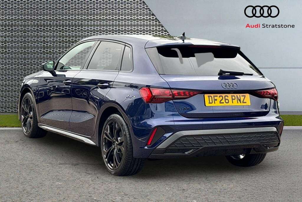 Audi A3 1.5 Tfsi E 204 Black Edition S Tronic 2026 Blue #3