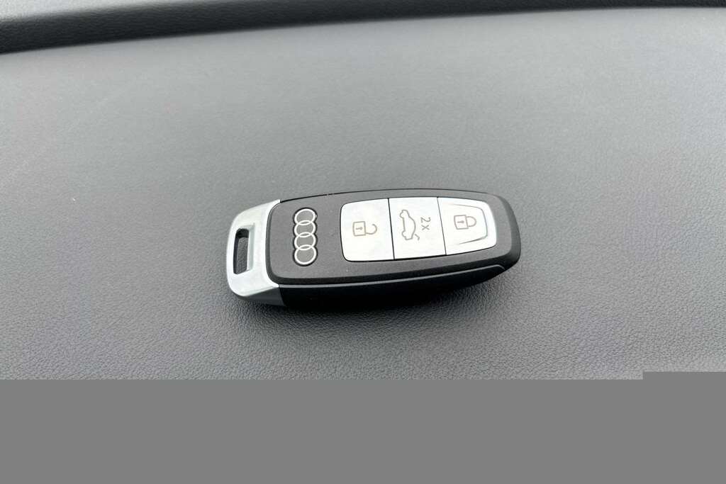 Audi A3 A3 1.5 Tfsi 150 Black Edition S Tronic Grey #23
