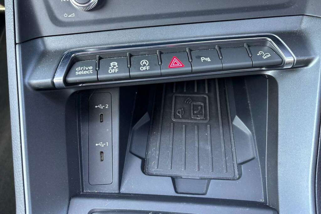 Audi Q3 40 Tfsi Quattro S Line S Tronic Leather Grey #32