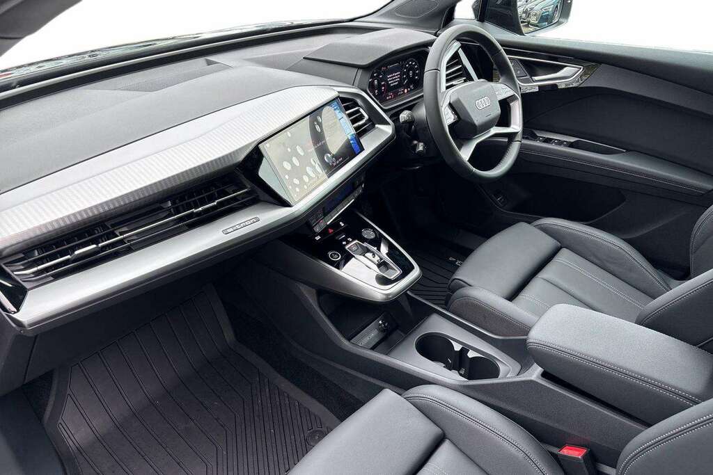 Audi Q4 E Tron 150Kw 40 63Kwh Sport Leather 2026 Black #2