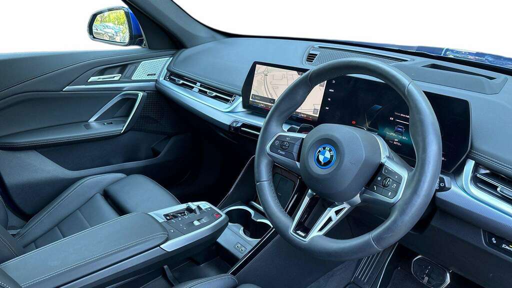 BMW iX1 150Kw Edrive20 M Sport 65Kwh 2025 Blue #6