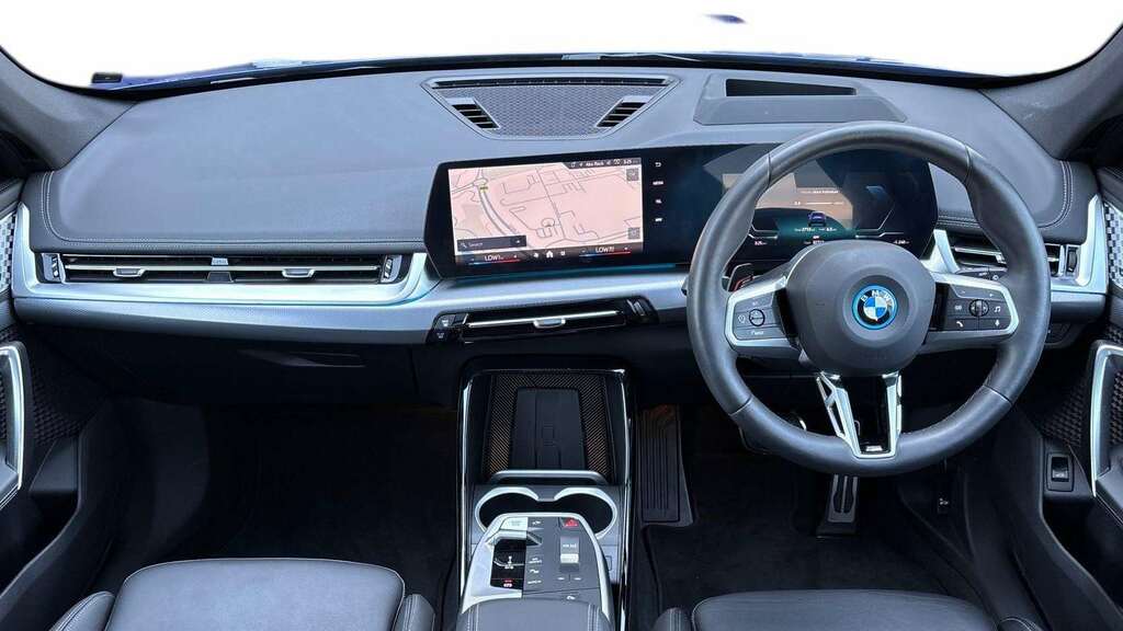 BMW iX1 150Kw Edrive20 M Sport 65Kwh 2025 Blue #4