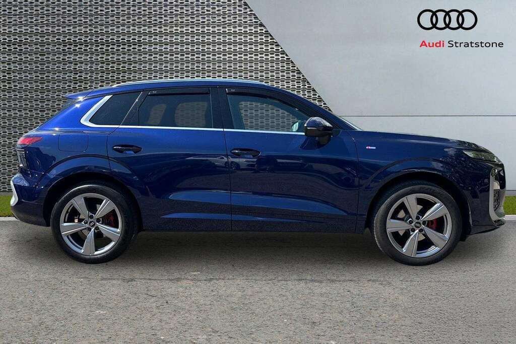 Audi Q3 1.5 Tfsi S Line S Tronic 2026 Blue #4