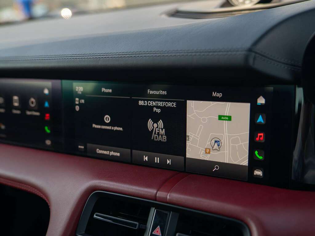 Porsche Taycan 420Kw 4S 93Kwh Grey #22