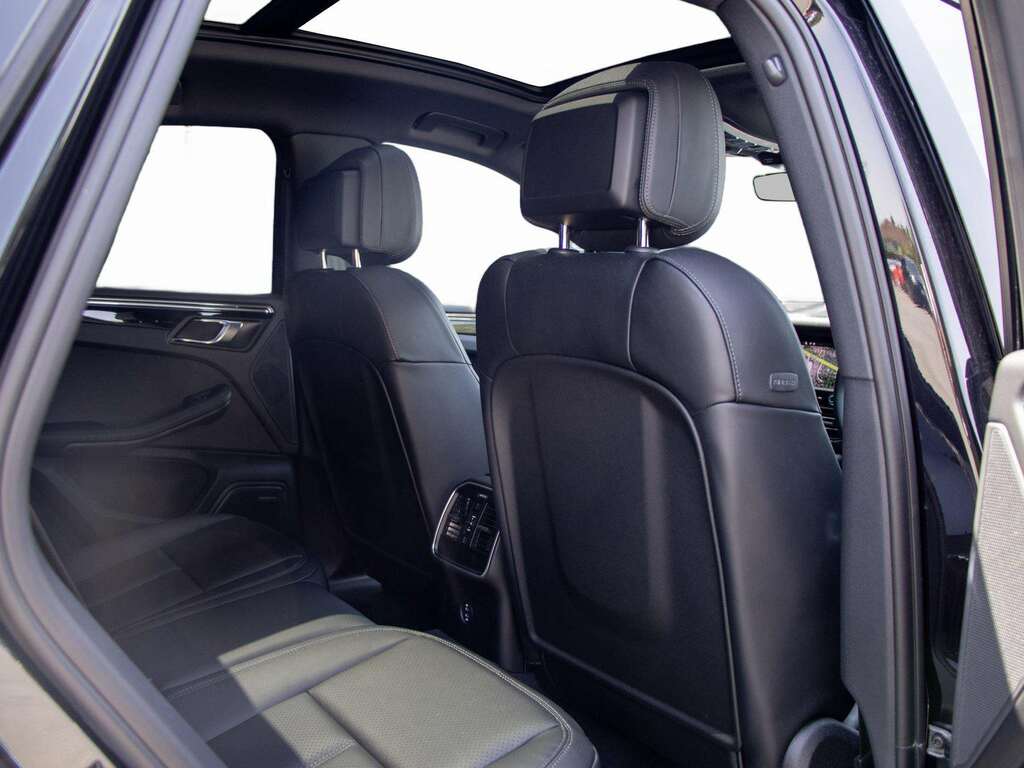 Porsche Macan 100Kwh 4 Suv 4Wd 408 Ps NV75MZU Green #19