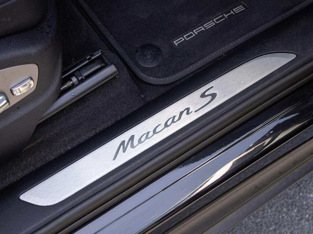Porsche Macan 100Kwh 4 Suv 4Wd 408 Ps NV75MZU Green #29