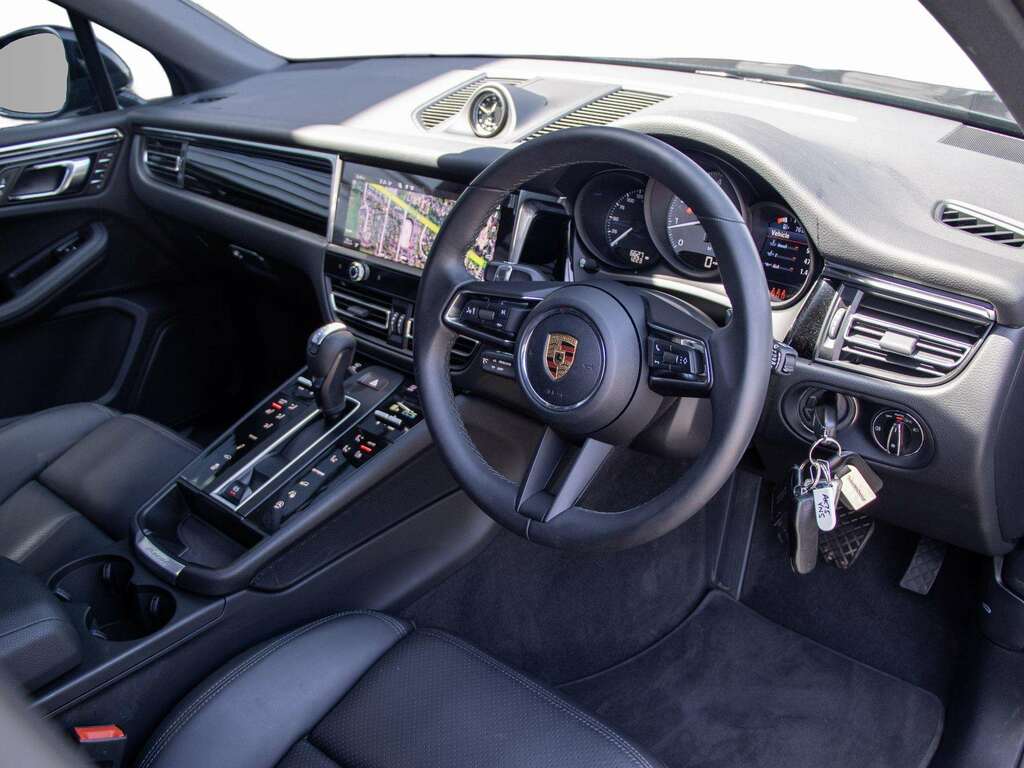Porsche Macan 100Kwh 4 Suv 4Wd 408 Ps NV75MZU Green #28