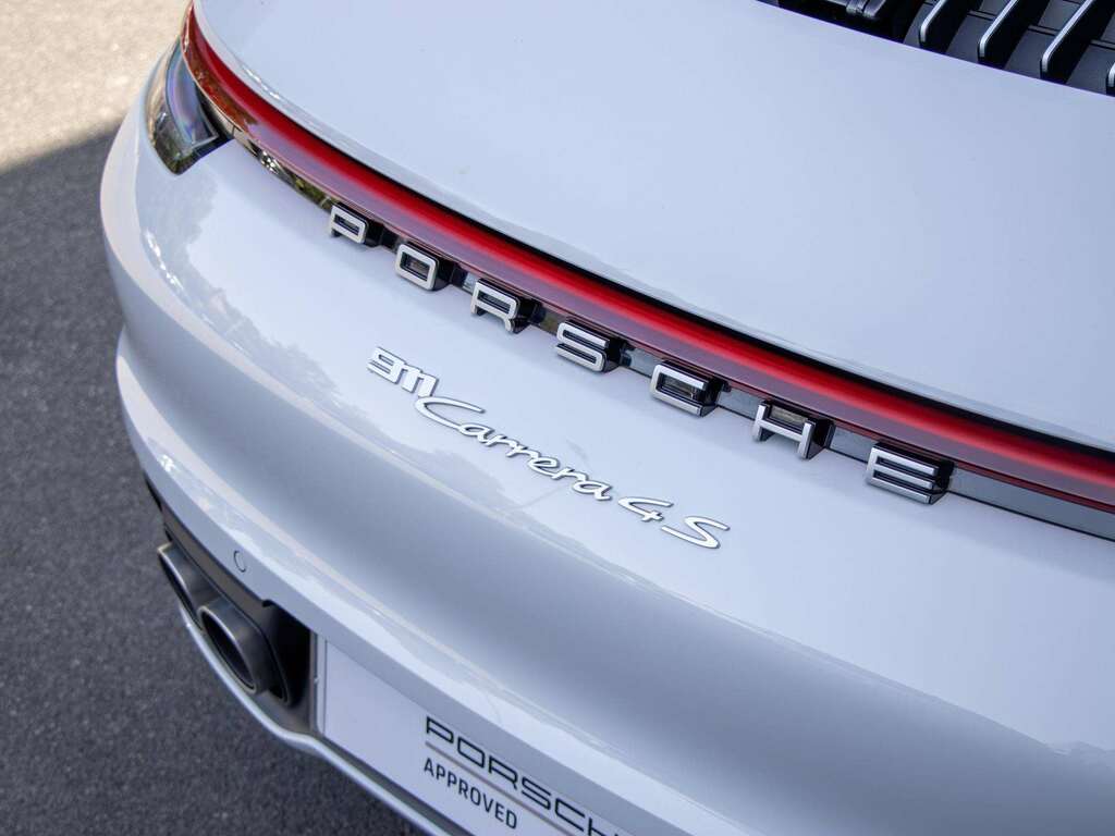 Porsche 911 911 Gt3 Touring Silver #11