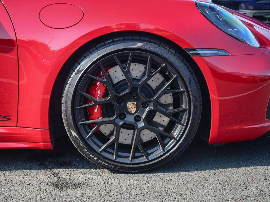 Porsche 911 Carrera Gts S-a 2024 Red #5