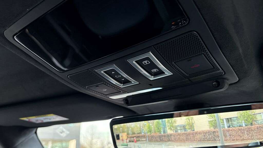 Land Rover Defender 110 3.0 D250 S 110 7 Seat Grey #22