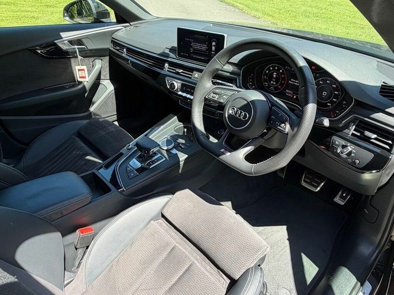 Audi A4 2.0 Tfsi 40 Black Edition S Tronic Euro 6 Ss LL19XLA #4