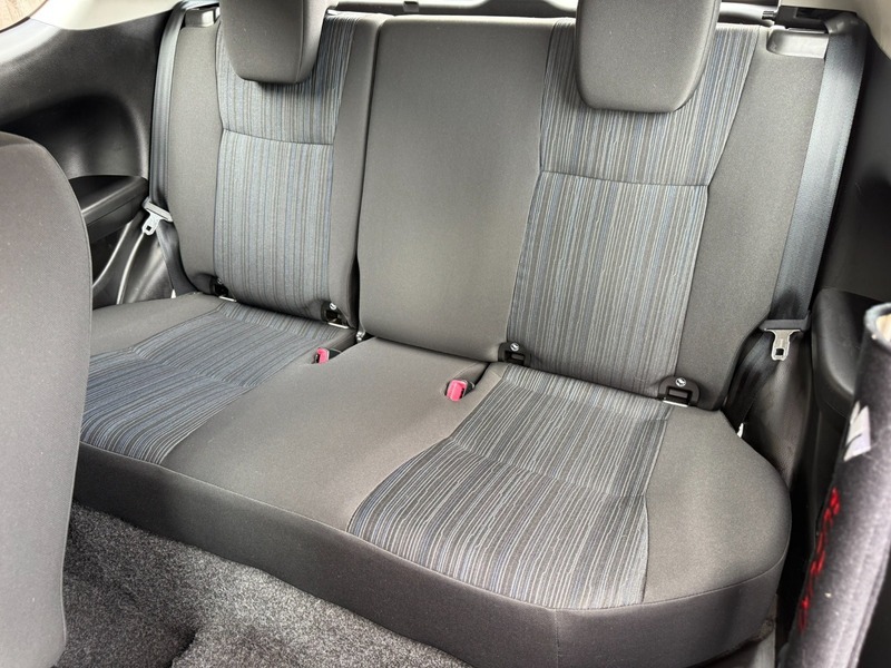 Suzuki Swift Hatchback Silver #12