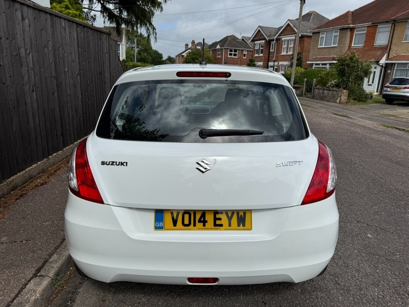 Suzuki Swift Hatchback Silver #7