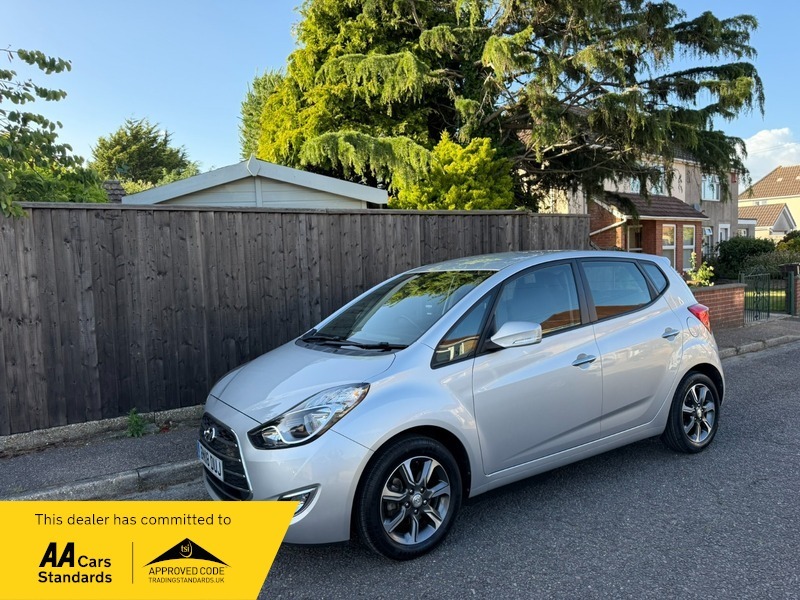 Hyundai Ix20 Crdi Se Nav Blue Silver
