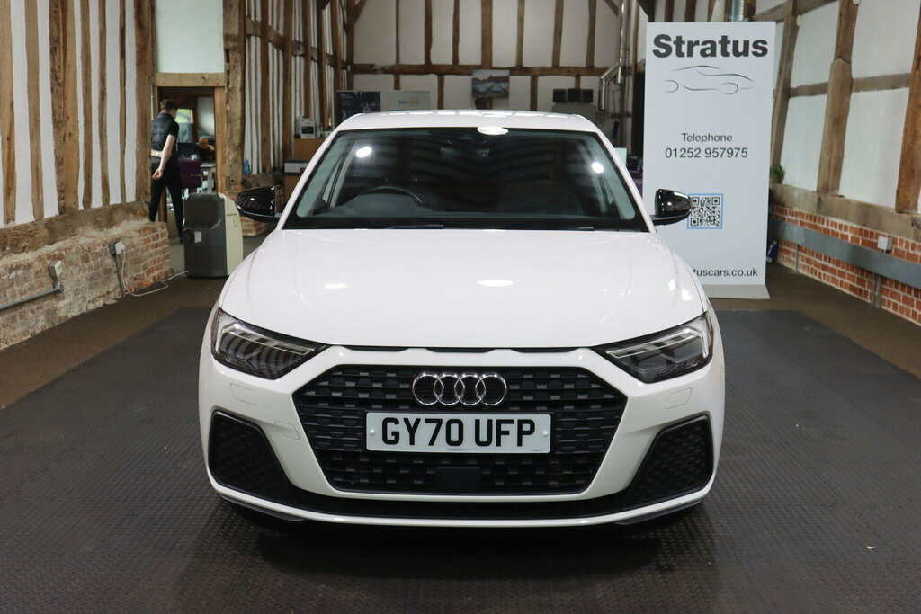 Audi A1 1.0 Tfsi 30 Technik Sportback Euro 6 S S White #2