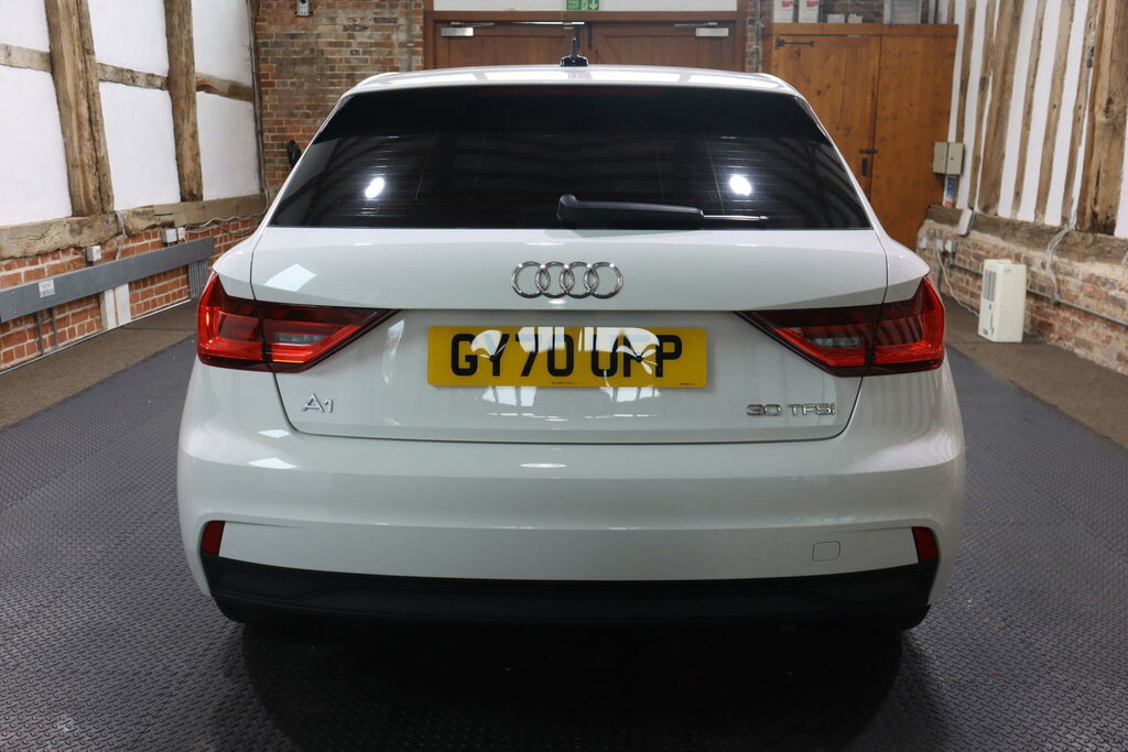 Audi A1 1.0 Tfsi 30 Technik Sportback Euro 6 S S White #5