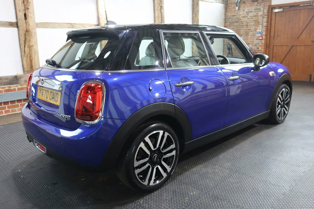 Mini Hatch 1.5 Cooper Exclusive Euro 6 S S YR70OND Blue #6