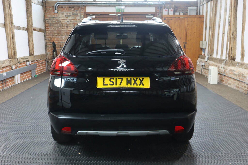 Peugeot 2008 1.2 Puretech Allure Euro 6 LS17MXX Black #5