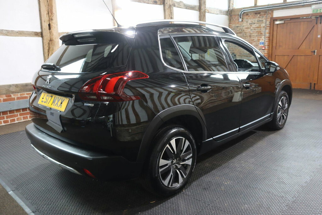 Peugeot 2008 1.2 Puretech Allure Euro 6 LS17MXX Black #6