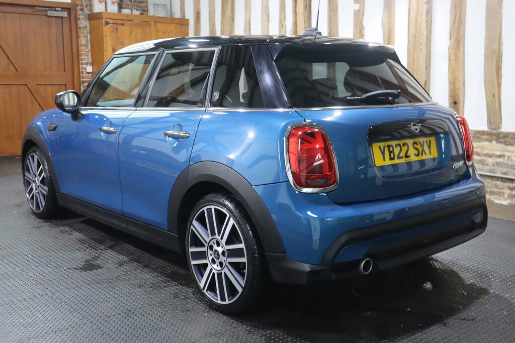 Mini Hatch 1.5 Cooper Exclusive Euro 6 S S YB22SXY Blue #4