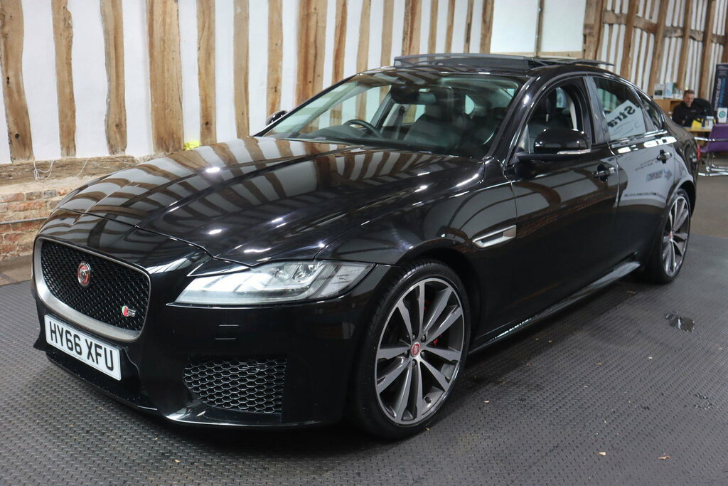 Jaguar XF 3.0D V6 S Euro 6 S S Black #3