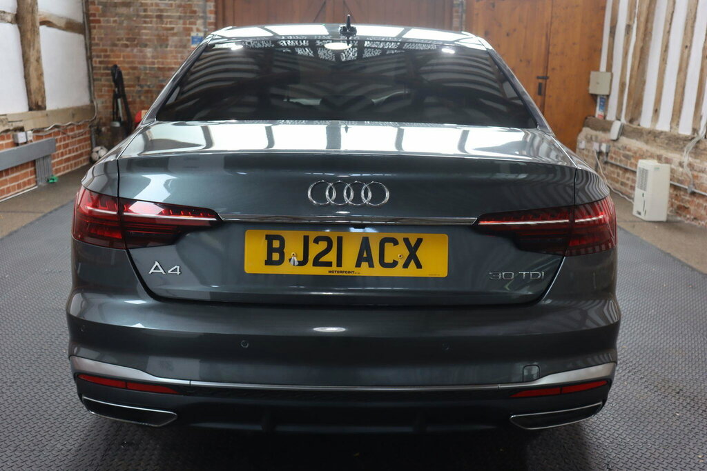 Audi A4 2.0 Tdi 30 S Line S Tronic Euro 6 S S Grey #5