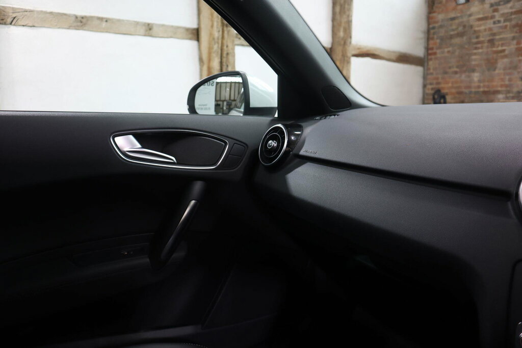 Audi A1 Tfsi Sport White #56