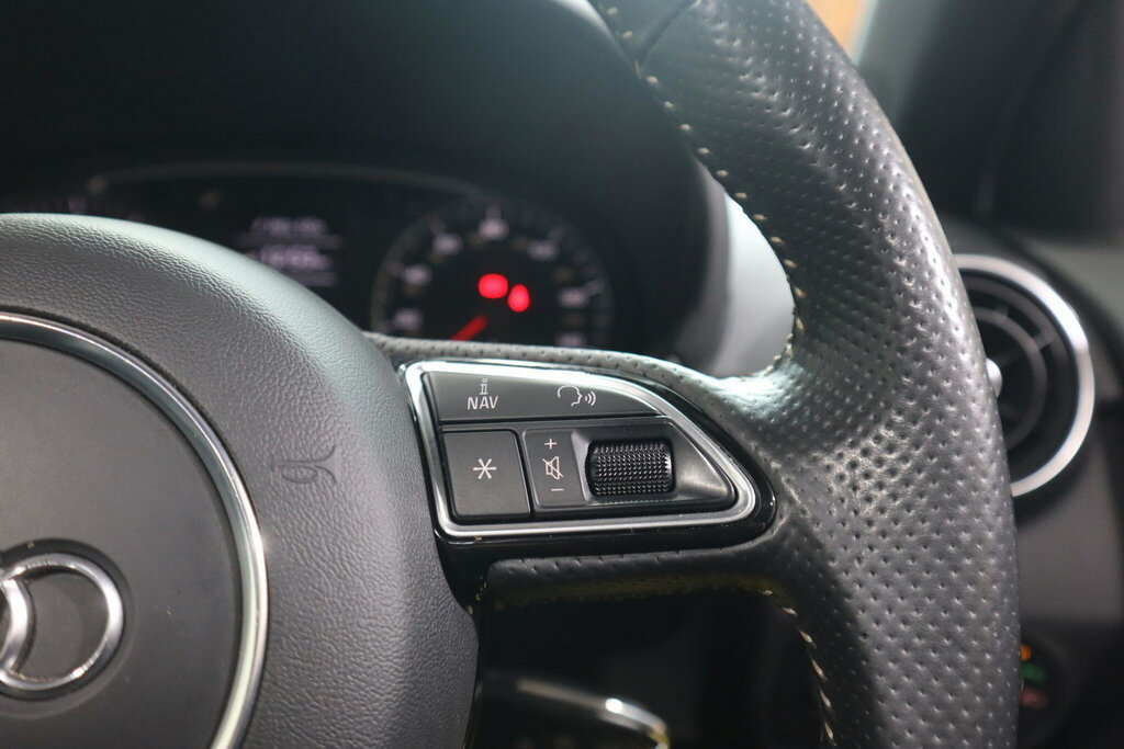 Audi A1 Tfsi Sport White #45
