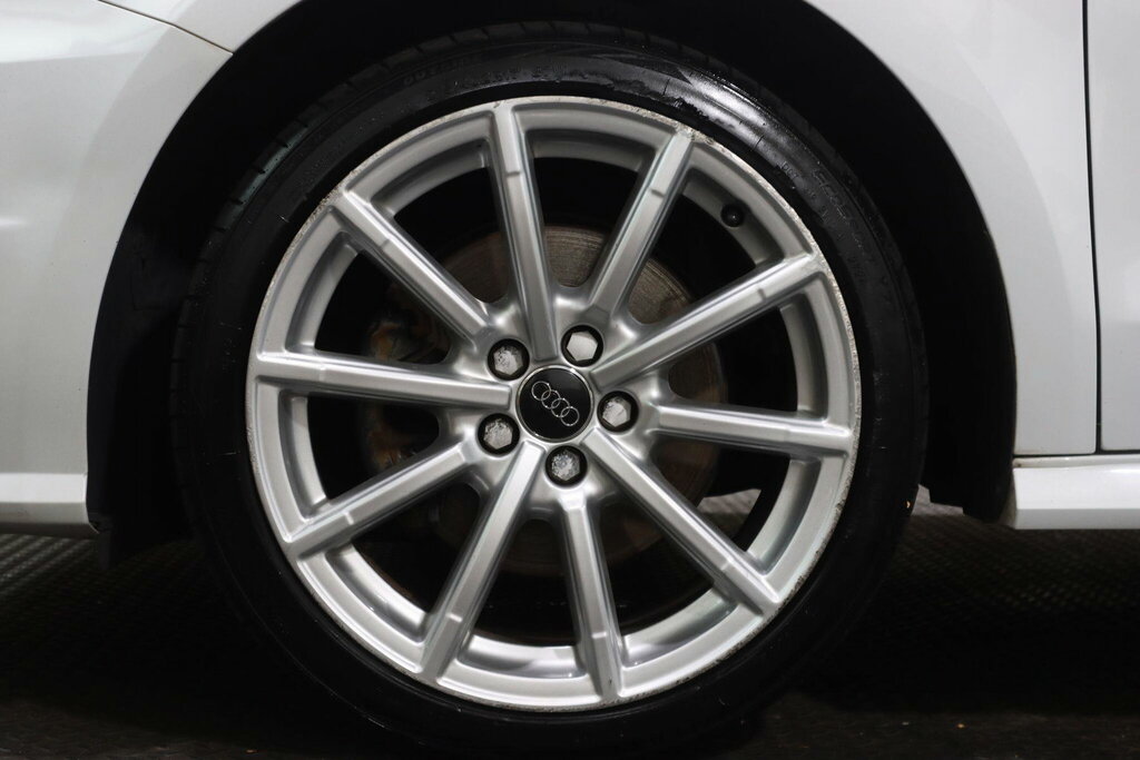 Audi A1 Tfsi Sport White #10