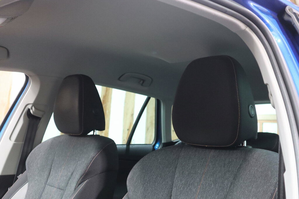 Skoda Kamiq 1.0 Tsi 110 Se L Dsg Red #24