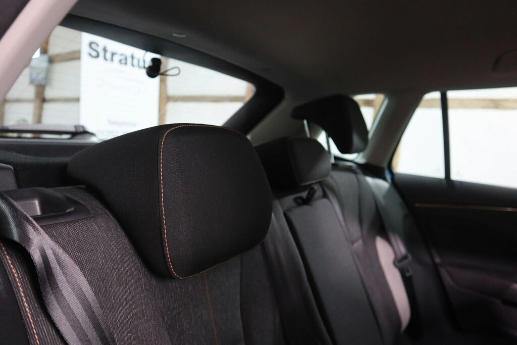 Skoda Kamiq 1.0 Tsi 110 Se L Dsg Red #35