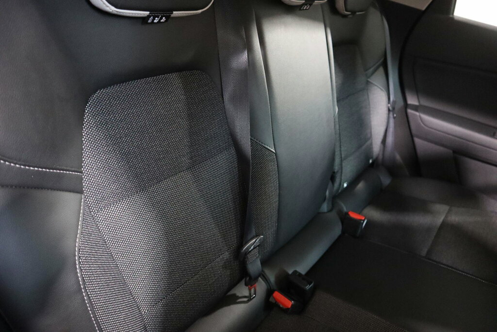 Renault Captur 1.3 Tce 130 S Edition Edc White #36