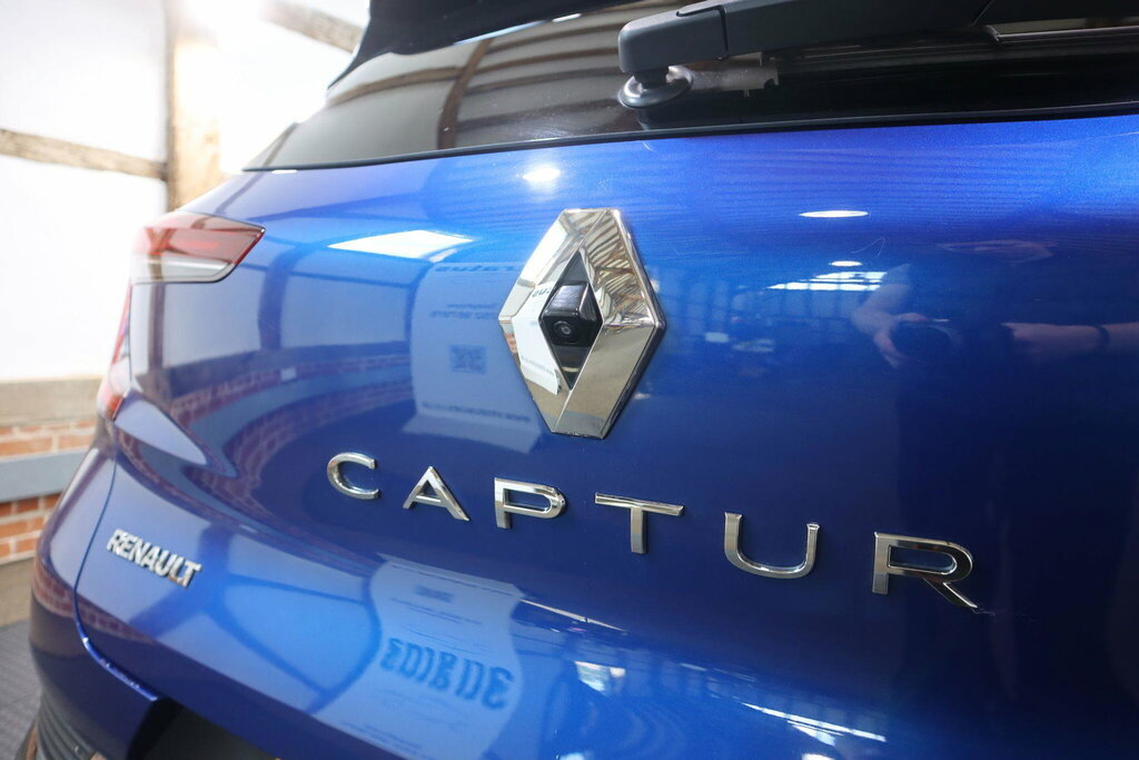 Renault Captur 1.3 Tce 130 S Edition Edc White #76