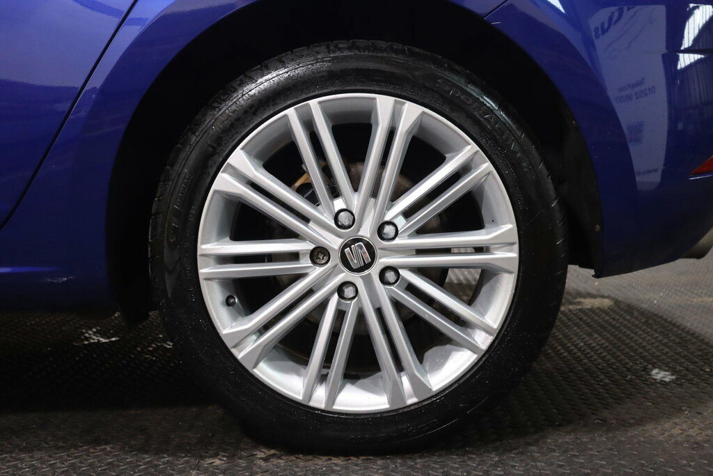 Seat Leon Fr Technology Red #11