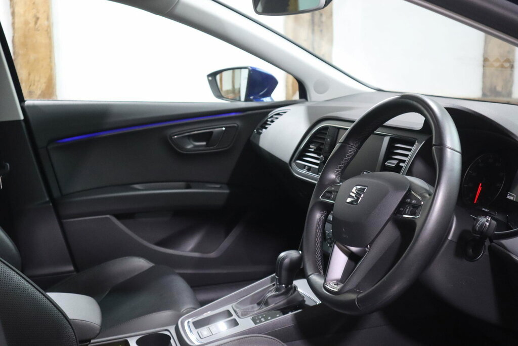 Seat Leon Fr Technology Red #17